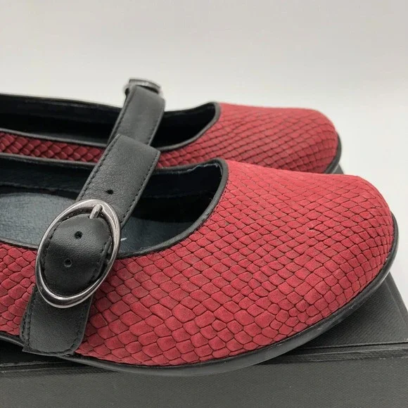 Dankso Orla Mary jane Clogs Women's Size 9 Red Cranberry Snake comfort Shoes - Picture 12 of 16